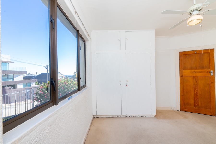 To Let 2 Bedroom Property for Rent in Sea Point Western Cape